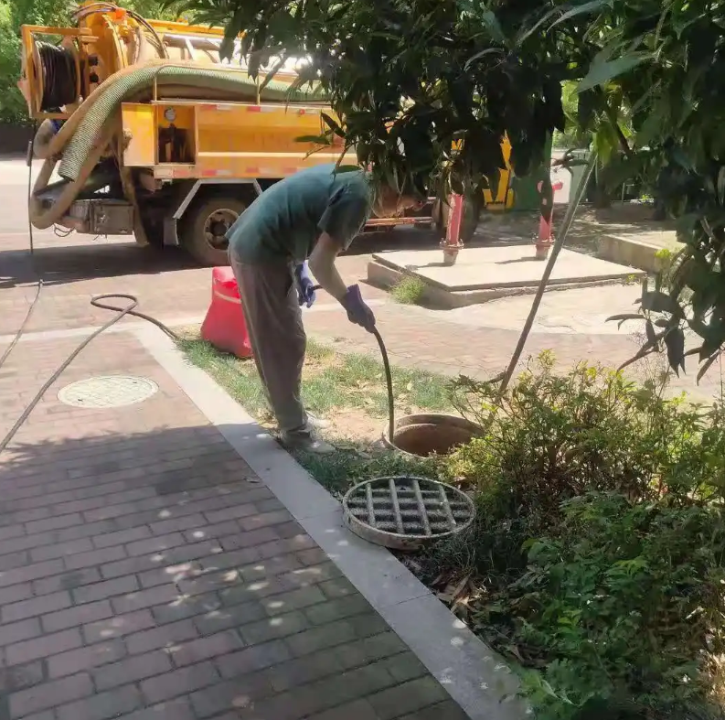 茅箭市政排污管道清淤疏通——专业团队，让您全程省心！
